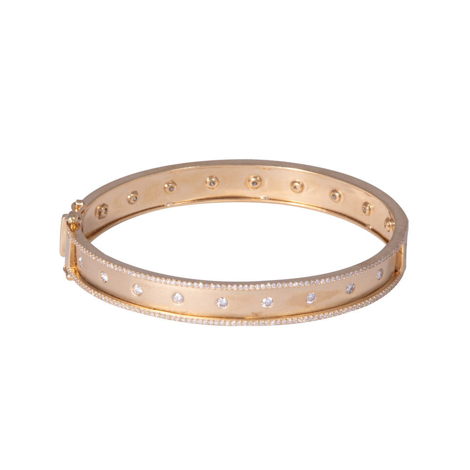 Yellow Gold Bangle With Sparkling Diamonds